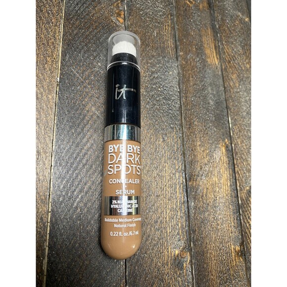 it cosmetics Other - IT Cosmetics Bye Bye Dark Spots Concealer Serum Rich Cool 50 - Buildable Medium